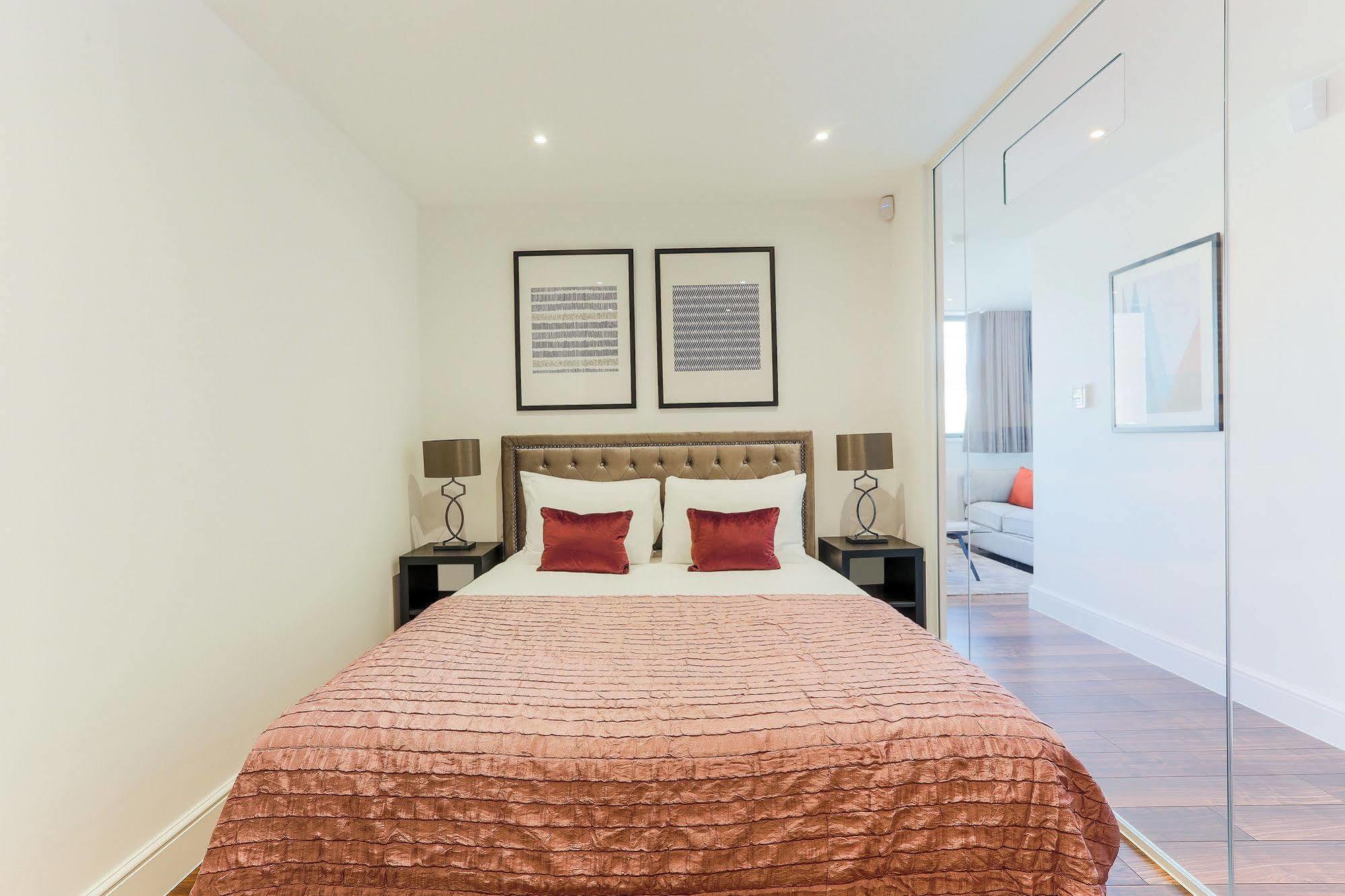 Swiss One Apartment London